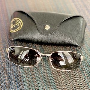 Raybans RB 3364 Polarized Gunmetal Sunglasses